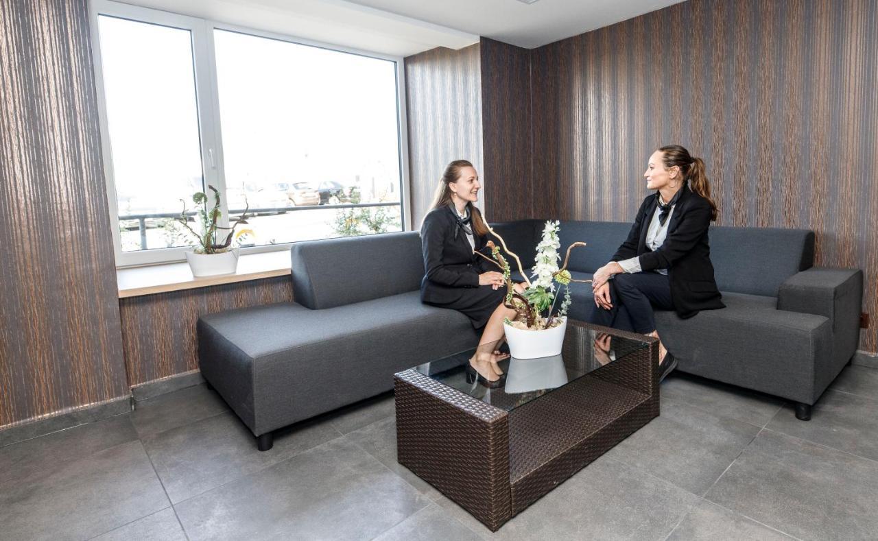 Wellness Hotel Kocanda 데친 외부 사진
