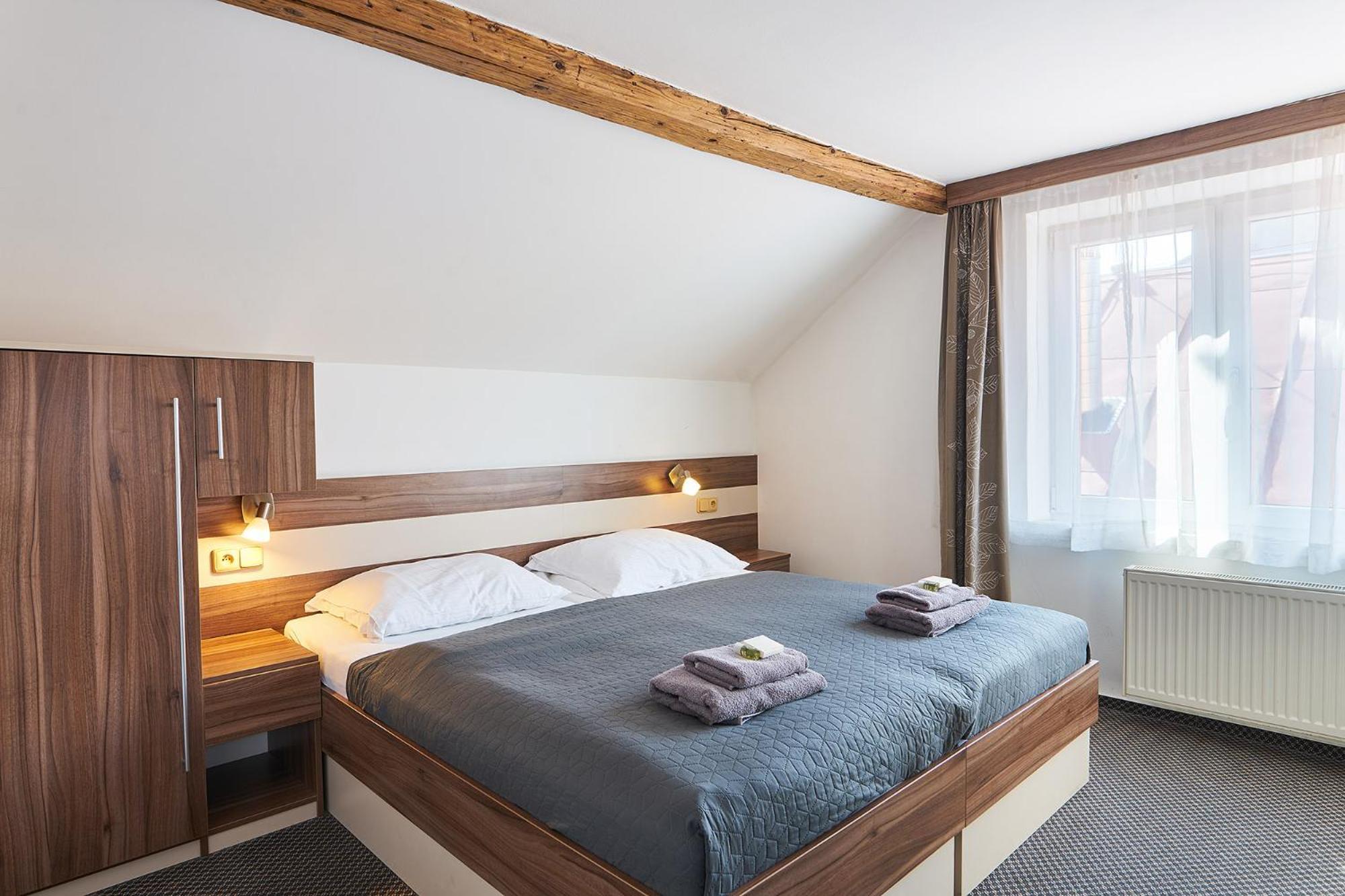 Wellness Hotel Kocanda 데친 외부 사진