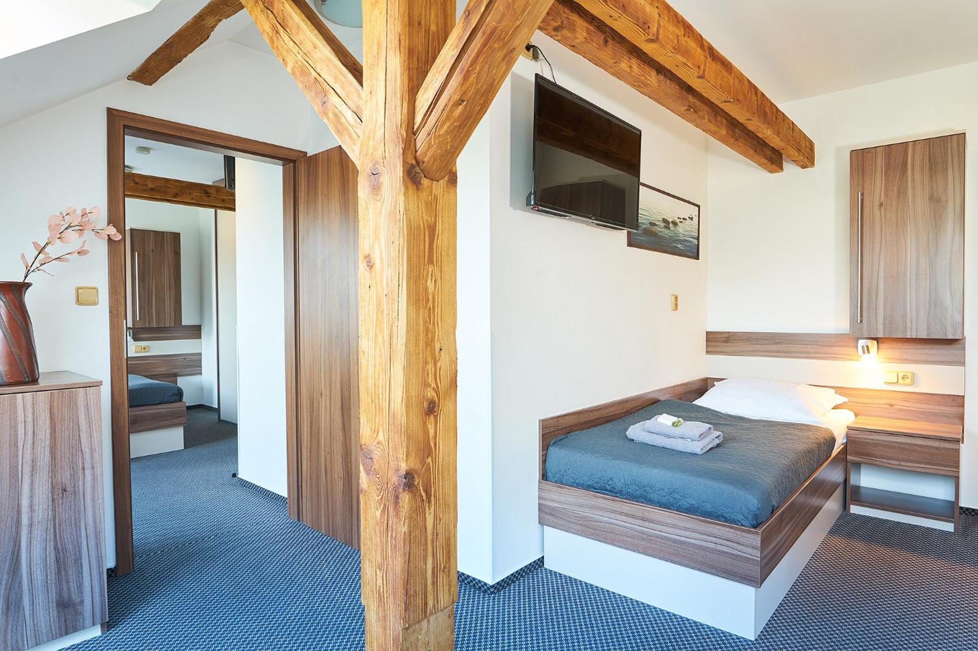 Wellness Hotel Kocanda 데친 외부 사진